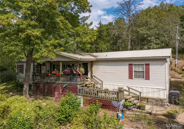 Photo 3 of Manufactured home for sale at 6186 Highway, Fredericktown, MO 63645 | MLS# MIS26059087 | Listing updated on 2026-09-12