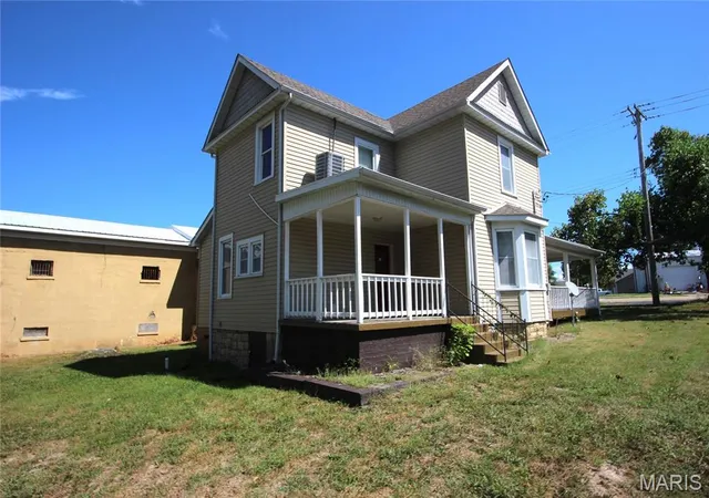 Photo 4 of Single family home for sale at 323 N Division St, Bonne Terre, MO 63628 | MLS# MIS26059088 | Listing updated on 2026-09-12