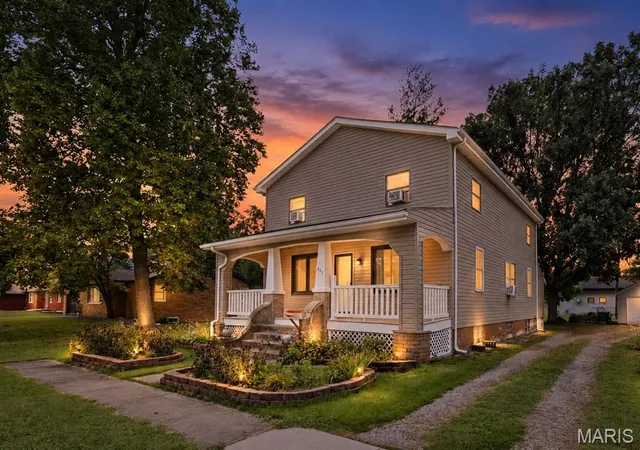 Photo 1 of Single family home for sale at 407 E 4th Street, O'fallon, IL 62269 | MLS# MIS26059129 | Listing updated on 2026-09-21