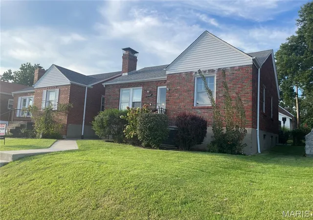 Single family home for sale at 6705 Lansdowne Ave, Saint Louis, MO 63109 | MLS# MIS26059163