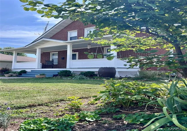 Photo 2 of Single family home for sale at 202 E Jefferson Ave, Owensville, MO 65066 | MLS# MIS26059262 | Listing updated on 2026-09-24