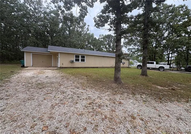 Photo 4 of Multi family home for sale at 51 Oakdale Cir, Cuba, MO 65453 | MLS# MIS26059271 | Listing updated on 2026-09-22