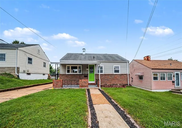 Single family home for sale at 8505 Pilot Ave, Saint Louis, MO 63123 | MLS# MIS26059307