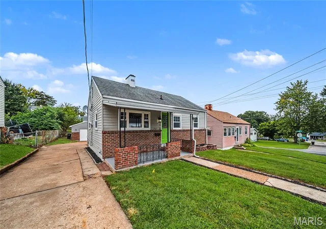 Photo 2 of Single family home for sale at 8505 Pilot Ave, Saint Louis, MO 63123 | MLS# MIS26059307 | Listing updated on 2026-10-05
