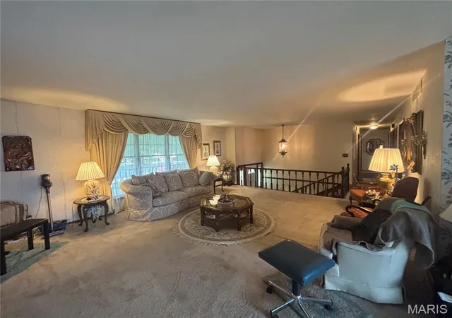 Photo 4 of Single family home for sale at 1000 W Saint John St, Vandalia, MO 63382 | MLS# MIS26059408 | Listing updated on 2026-09-14
