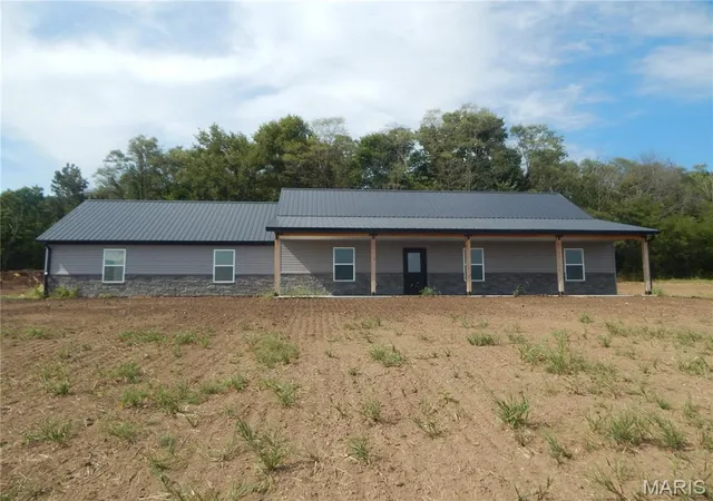 Photo 1 of Single family home for sale at 53830 Lula Ln, New London, MO 63459 | MLS# MIS26059571 | Listing updated on 2026-10-05