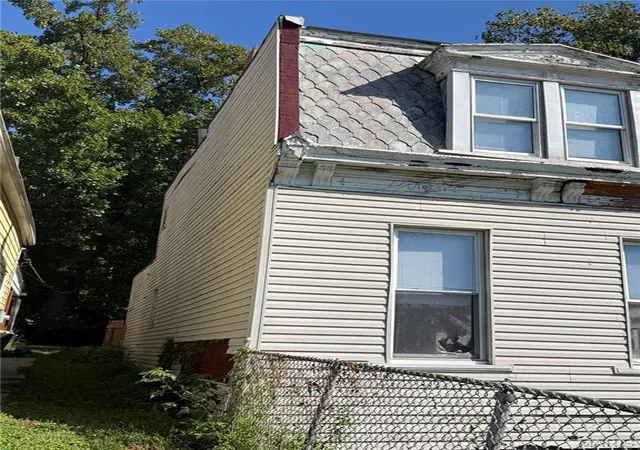 Photo 2 of Single family home for sale at 2233 Gasconade St, Saint Louis, MO 63118 | MLS# MIS26059651 | Listing updated on 2026-10-02