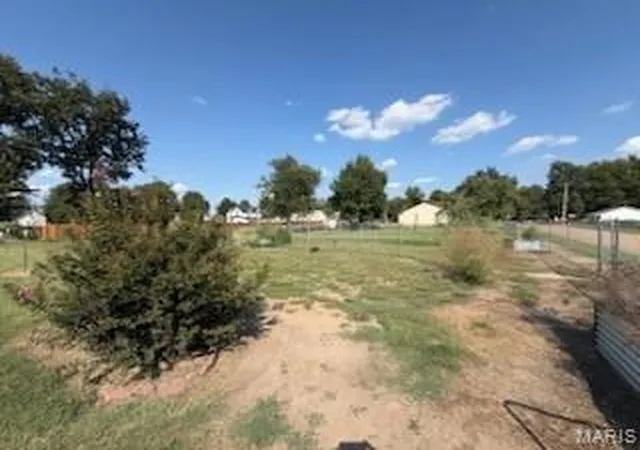 Land for sale at 318 Dorothy St, Sikeston, MO 63801 | MLS# MIS26059741