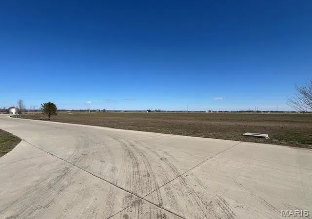 Photo 2 of Land for sale at 0 Lot 11 Twin Silos, Saint Charles, MO 63303 | MLS# MIS25016691 | Listing updated on 2026-09-11