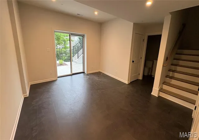 Photo 9 of Townhouse for sale at 1189 Noa Lane Rd #31, Olivette, MO 63132 | MLS# MIS25023385 | Listing updated on 2026-09-15