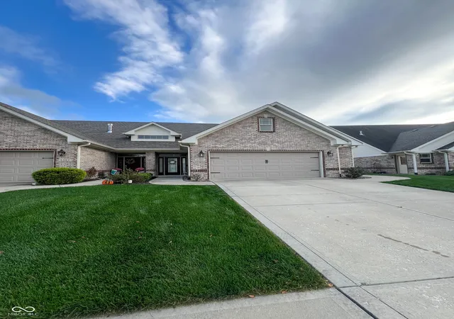 Single family home for sale at 5381 Buckingham Ln, Plainfield, IN 46168 | MLS# 22070233