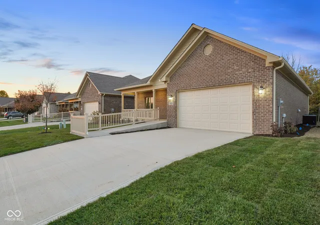 Photo 1 of Single family home for sale at 5406 E Commons N Dr, Mooresville, IN 46158 | MLS# 22072857 | Listing updated on 2026-09-15