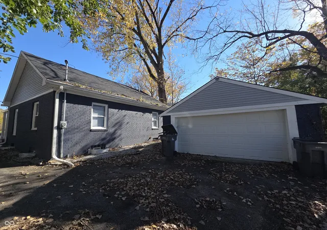 Photo 2 of Single family home for sale at 3644 N Parker Ave, Indianapolis, IN 46218 | MLS# 22074238 | Listing updated on 2026-10-02