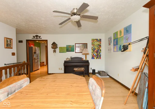 Photo 4 of Single family home for sale at 492 Pelenor Dr, Franklin, IN 46131 | MLS# 22074628 | Listing updated on 2026-09-12