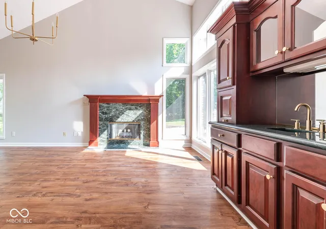 Photo 4 of Condo for sale at 9416 S Harbour Pointe Dr, Bloomington, IN 47401 | MLS# 22075073 | Listing updated on 2026-09-10