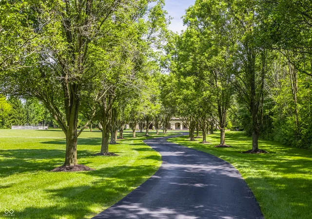 Photo 3 of Sale Pending at 3300 W 106th Street, Carmel, IN 46032 | MLS# 22079340 | Listing updated on 2026-09-11