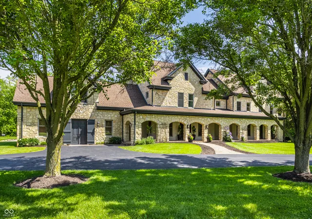 Photo 4 of Sale Pending at 3300 W 106th Street, Carmel, IN 46032 | MLS# 22079340 | Listing updated on 2026-09-11