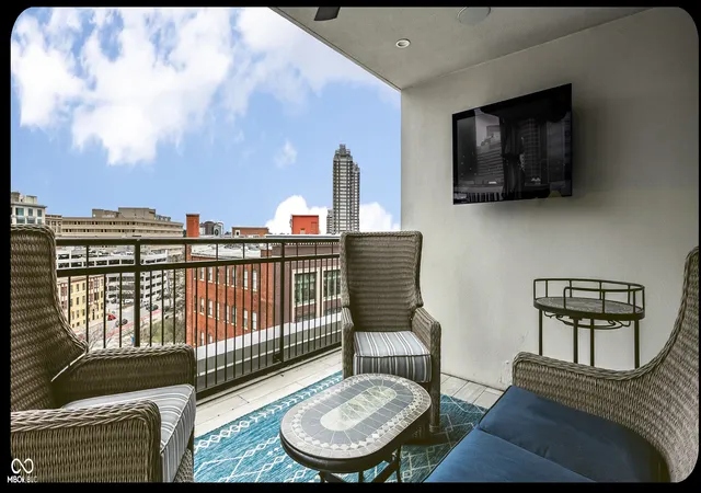 Photo 1 of Condo for sale at 333 Massachusetts Ave #702, Indianapolis, IN 46204 | MLS# 22079710 | Listing updated on 2026-09-10