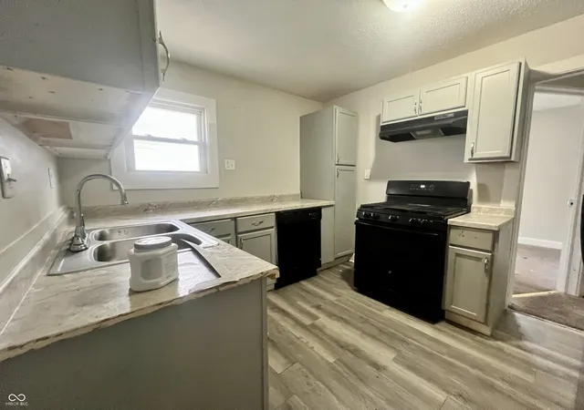 Photo 4 of Single family home for sale at 1539 Wade St, Indianapolis, IN 46203 | MLS# 22079795 | Listing updated on 2026-09-14