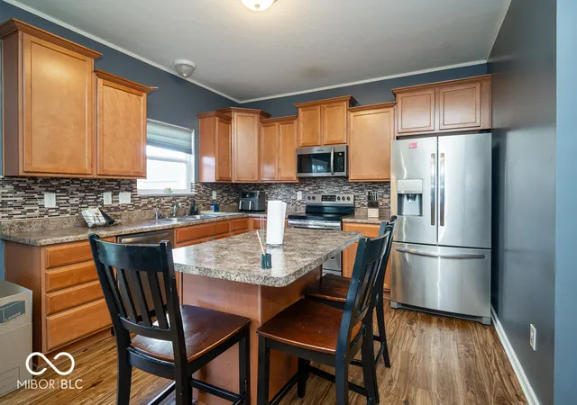 Photo 3 of Single family home for sale at 834 Blue Ash Trl, Greenwood, IN 46143 | MLS# 22082504 | Listing updated on 2026-09-23