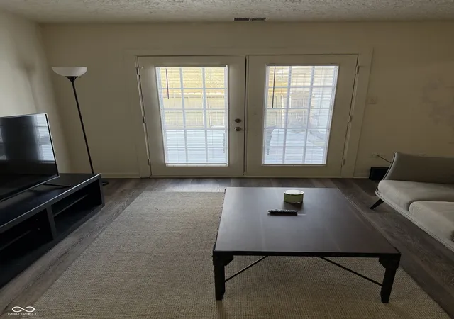 Photo 4 of Sale Pending at 9861 Royce Dr, Indianapolis, IN 46235 | MLS# 22083168 | Listing updated on 2026-09-11
