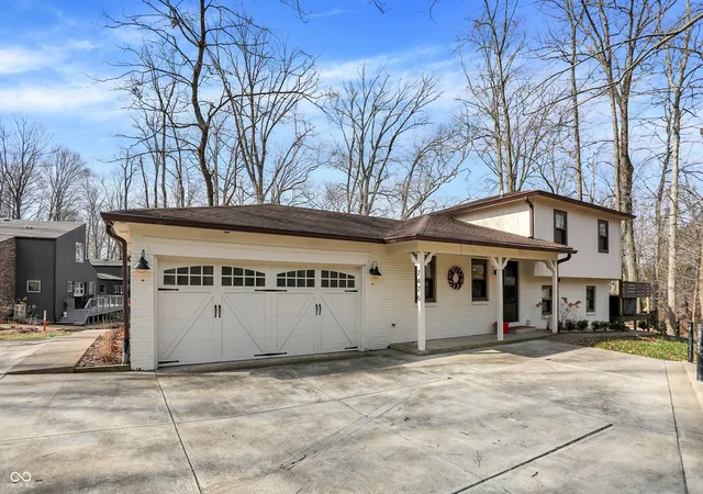 Photo 1 of Single family home for sale at 7476 S Susan Ln, Trafalgar, IN 46181 | MLS# 22084582 | Listing updated on 2026-09-11