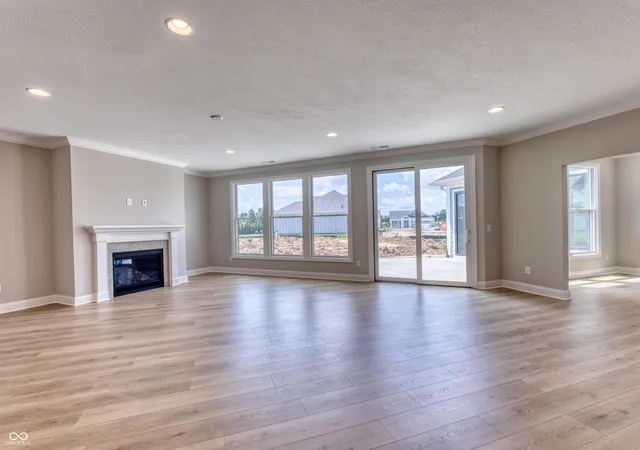 Photo 4 of Single family home for sale at 5918 Maple Glen Dr, Noblesville, IN 46062 | MLS# 22085949 | Listing updated on 2026-09-14