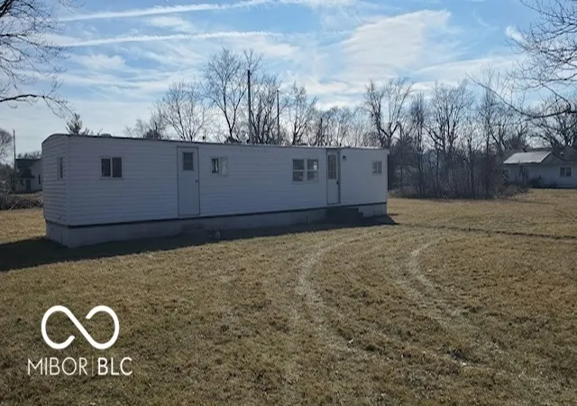 Photo 3 of Single family home for sale at 333 E Ohio St, Dunkirk, IN 47336 | MLS# 22087117 | Listing updated on 2026-09-11