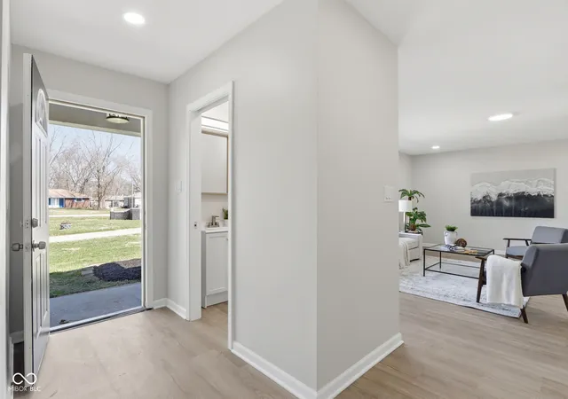 Photo 3 of Sale Pending at 4315 E 42nd Street, Indianapolis, IN 46226 | MLS# 22088128 | Listing updated on 2026-09-23