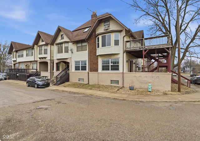 Condo for sale at 2702 N Talbott St, Indianapolis, IN 46205 | MLS# 22088345