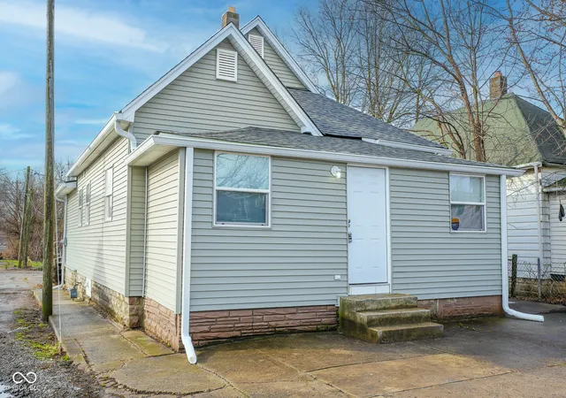 Photo 1 of Single family home for sale at 3515 E 10th Street, Indianapolis, IN 46201 | MLS# 22088532 | Listing updated on 2026-09-15