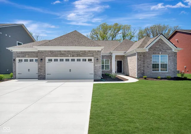 Photo 1 of Sale Pending at 5226 Jacaranda Dr, Indianapolis, IN 46239 | MLS# 22088605 | Listing updated on 2026-09-22