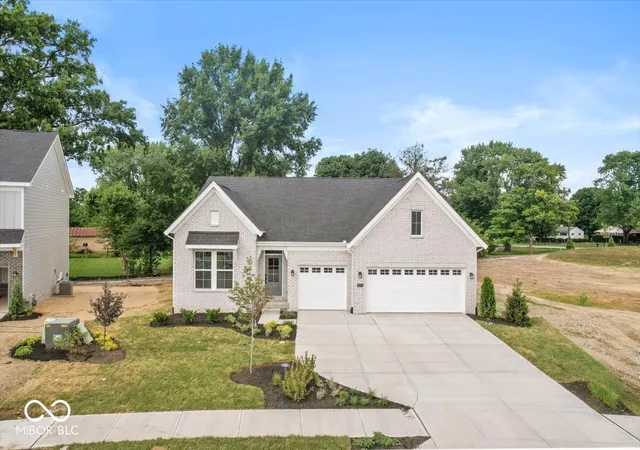 Photo 3 of Single family home for sale at 9570 Hemingway Dr, Indianapolis, IN 46239 | MLS# 22088977 | Listing updated on 2026-09-24