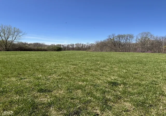 Photo 4 of Sale Pending at 6829 S County Rd 625 W, Connersville, IN 47331 | MLS# 22093766 | Listing updated on 2026-09-12