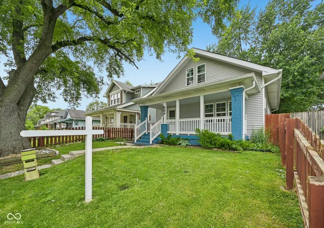 Photo 1 of Single family home for sale at 554 N Oakland Ave, Indianapolis, IN 46201 | MLS# 22094651 | Listing updated on 2026-09-22