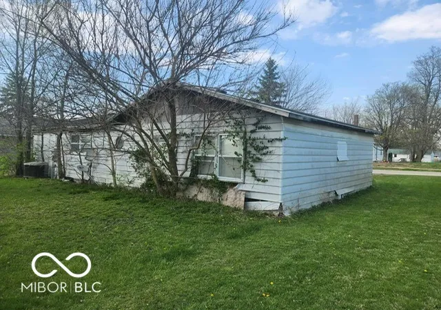 Photo 3 of Single family home for sale at 363 E North St, Dunkirk, IN 47336 | MLS# 22094804 | Listing updated on 2026-09-11