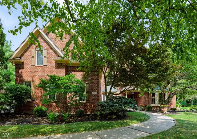 Photo 3 of Mansion for sale at 8719 Worthington Ct, Indianapolis, IN 46278 | MLS# 22094839 | Listing updated on 2026-09-30