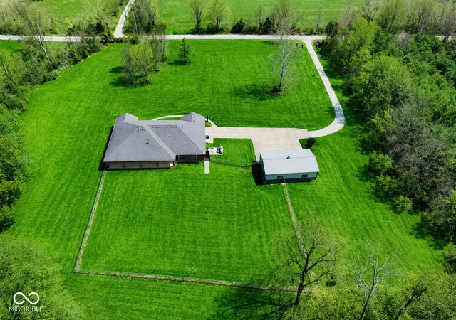 Photo 4 of House for sale at 4244 Flake Rd, Martinsville, IN 46151 | MLS# 22095076 | Listing updated on 2026-09-15