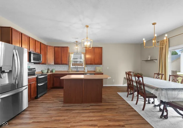 Photo 4 of Single family home for sale at 1014 Swinton Way, Westfield, IN 46074 | MLS# 22095094 | Listing updated on 2026-09-11