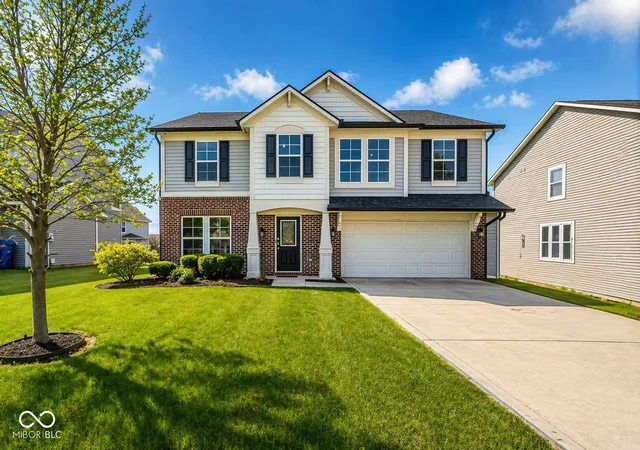 Photo 1 of Single family home for sale at 5571 W Woodhaven Dr, Mc Cordsville, IN 46055 | MLS# 22095534 | Listing updated on 2026-10-06
