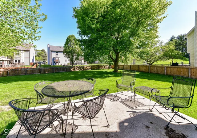 Photo 2 of Single family home for sale at 7942 Red Sunset Way, Avon, IN 46123 | MLS# 22096168 | Listing updated on 2026-09-22