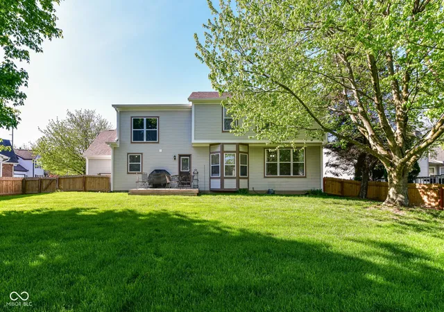 Photo 3 of Single family home for sale at 7942 Red Sunset Way, Avon, IN 46123 | MLS# 22096168 | Listing updated on 2026-09-22
