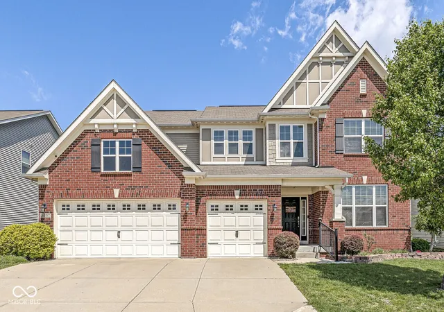 Photo 1 of Sale Pending at 6306 Curlew Ln, Zionsville, IN 46077 | MLS# 22096483 | Listing updated on 2026-10-01