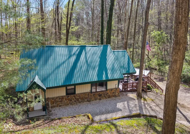 Photo 3 of Single family home for sale at 11040 E Purdue Farm Rd, Dubois, IN 47527 | MLS# 22096502 | Listing updated on 2026-09-11