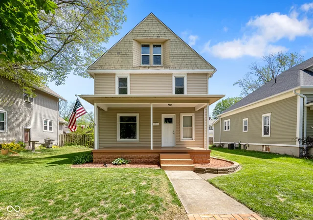 Photo 1 of Single family home for sale at 624 N Pine St, Seymour, IN 47274 | MLS# 22097068 | Listing updated on 2026-09-22