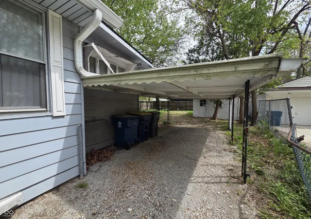 Photo 3 of Single family home for sale at 4645 Rookwood Ave, Indianapolis, IN 46208 | MLS# 22098024 | Listing updated on 2026-10-02
