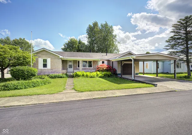 Photo 1 of Sale Pending at 249 E Ambrose St, Martinsville, IN 46151 | MLS# 22098532 | Listing updated on 2026-09-10