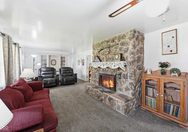 Photo 3 of Sale Pending at 249 E Ambrose St, Martinsville, IN 46151 | MLS# 22098532 | Listing updated on 2026-09-10