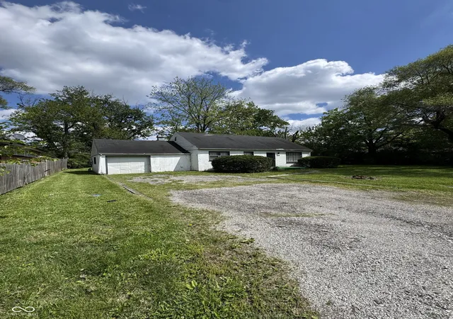 Photo 1 of Single family home for sale at 4045 N Edmondson Ave, Indianapolis, IN 46226 | MLS# 22098806 | Listing updated on 2026-09-10