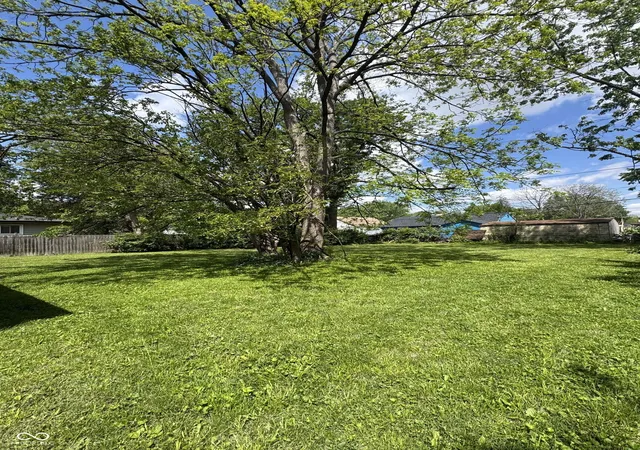 Photo 3 of Single family home for sale at 4045 N Edmondson Ave, Indianapolis, IN 46226 | MLS# 22098806 | Listing updated on 2026-09-10